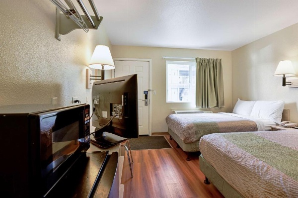 Motel 6 South Lake Tahoe image 11